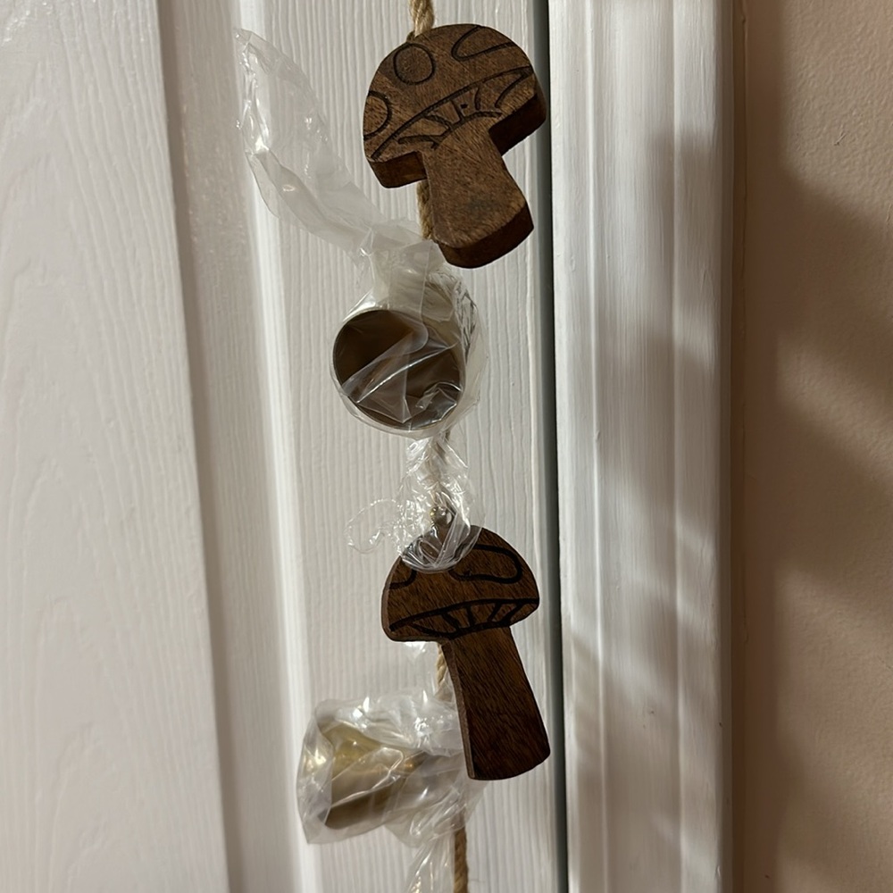 Mushroom and Chime Wall Hanging Decoration - Picture 4 of 4
